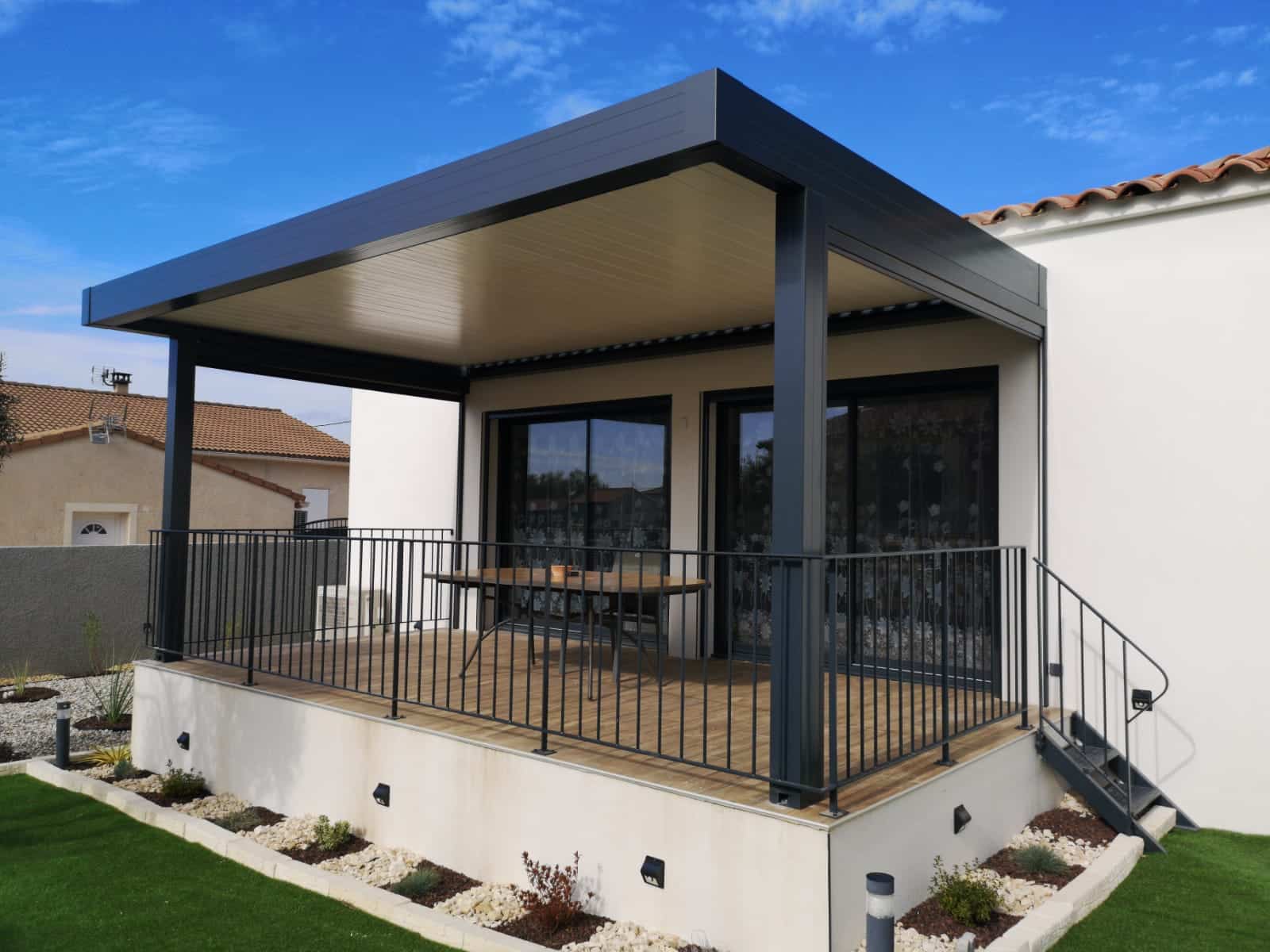 Avantages Pergola : pergola-poteaux-deportes