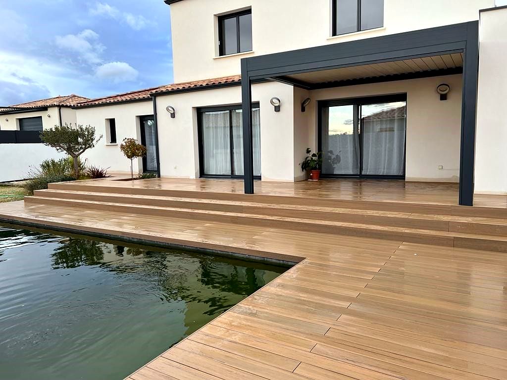 AMENAGEMENT EXTERIEUR PERGOLA ET TERRASSE