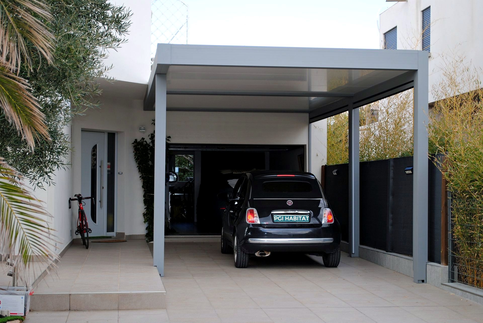 La ligne plate qui prolonge l'architecture moderne