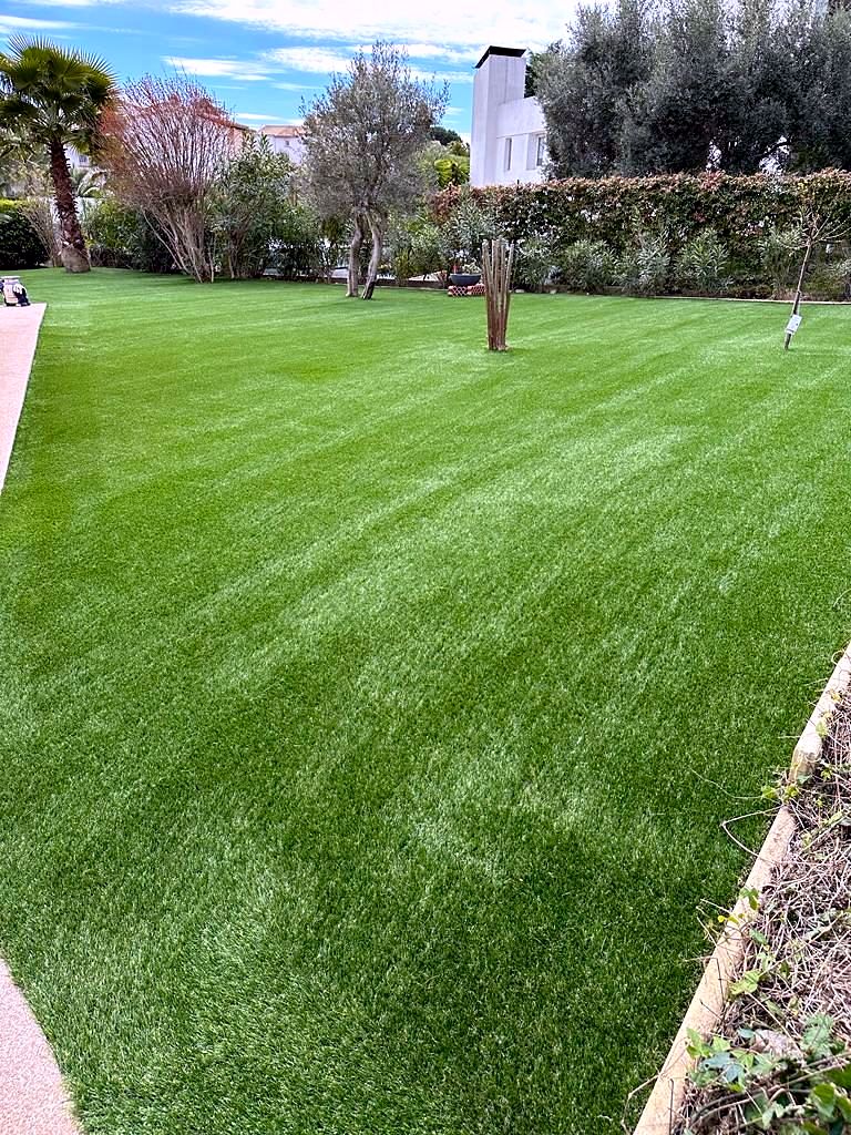 Gazon synthétique pour jardin
