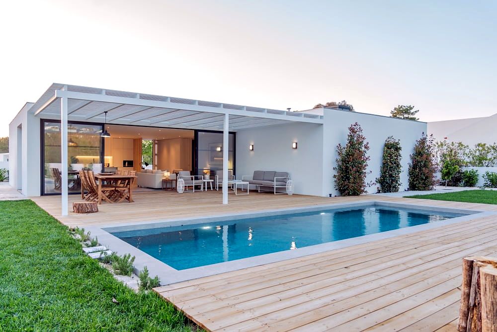 Pool house