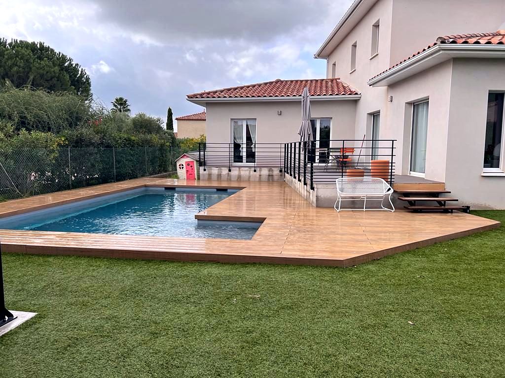 Terrasse en bois composite à Montpellier