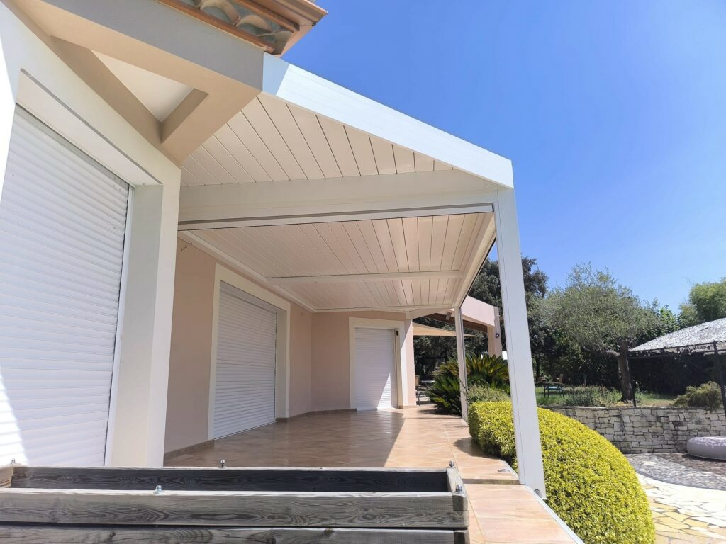Pergola bioclimatique