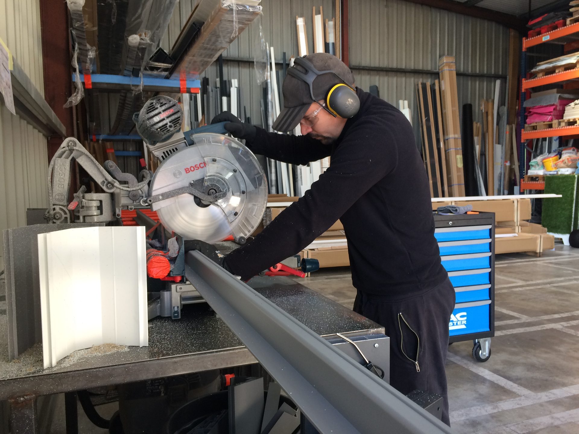 Une entreprise de fabricants, pas de revendeurs